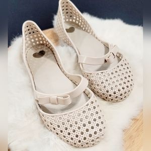 Mel by Melissa Cream Lattice Bow Jelly Flat